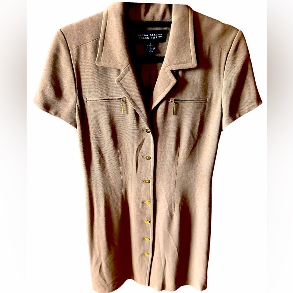 Vintage Ellen Tracy size 6 khaki shirt dress. Fully lined.Gold buttons& zips EUC